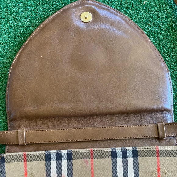 Vintage Burberry Haymarket Bag | Vintage Burberry | Burberry | - Picture 12 of 16